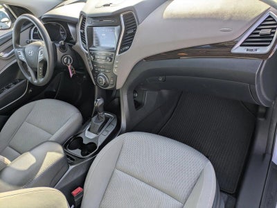 2017 Hyundai SANTA FE SE 3.3L Auto