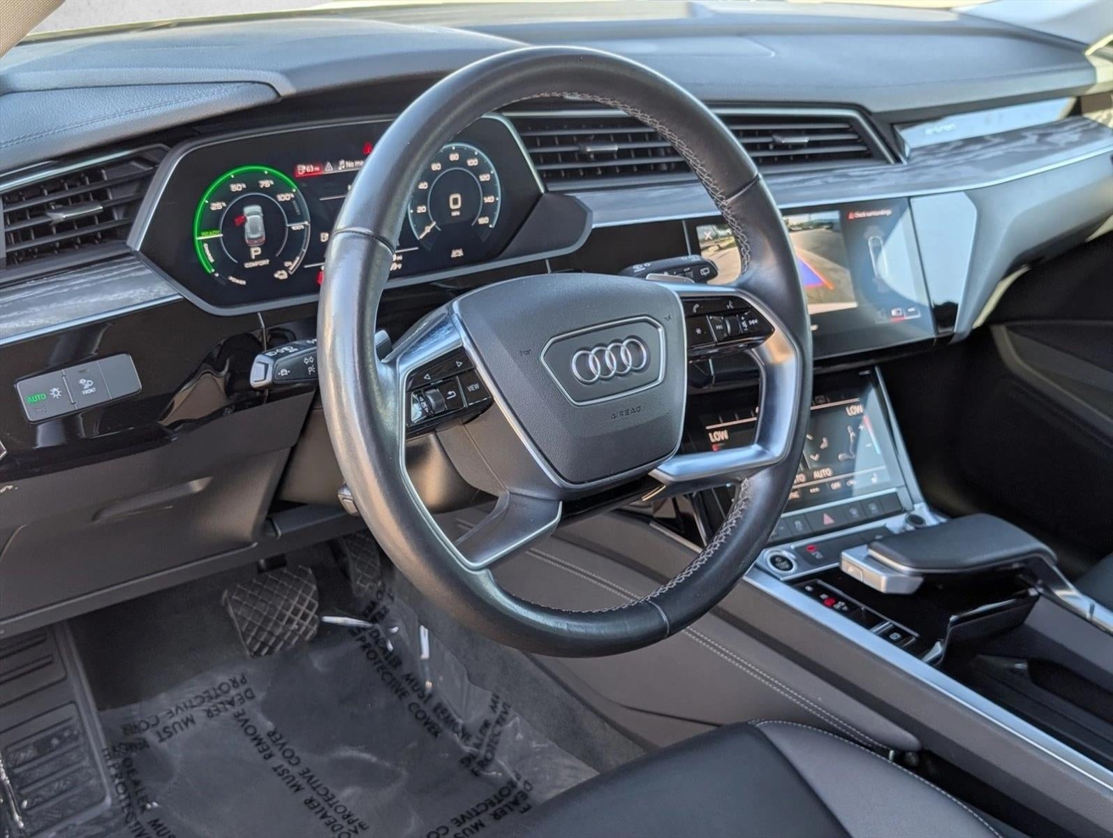 2023 Audi e-tron Premium quattro