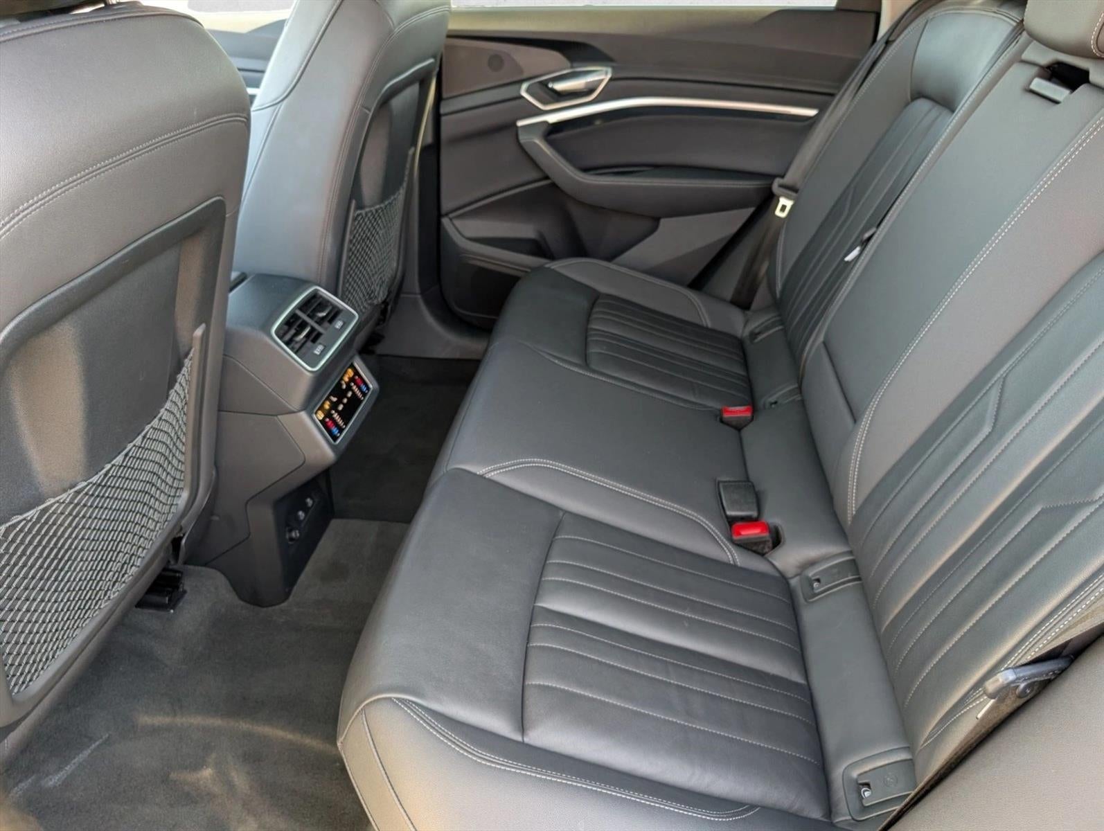 2023 Audi e-tron Premium quattro