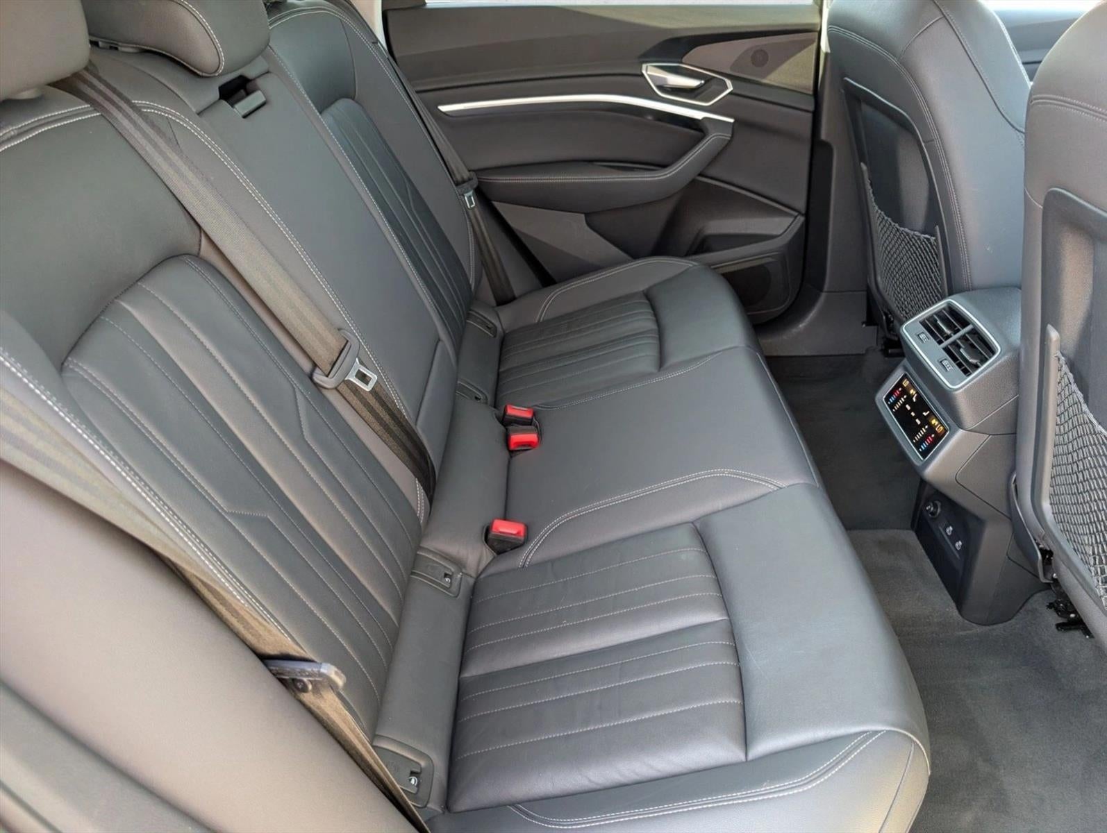 2023 Audi e-tron Premium quattro