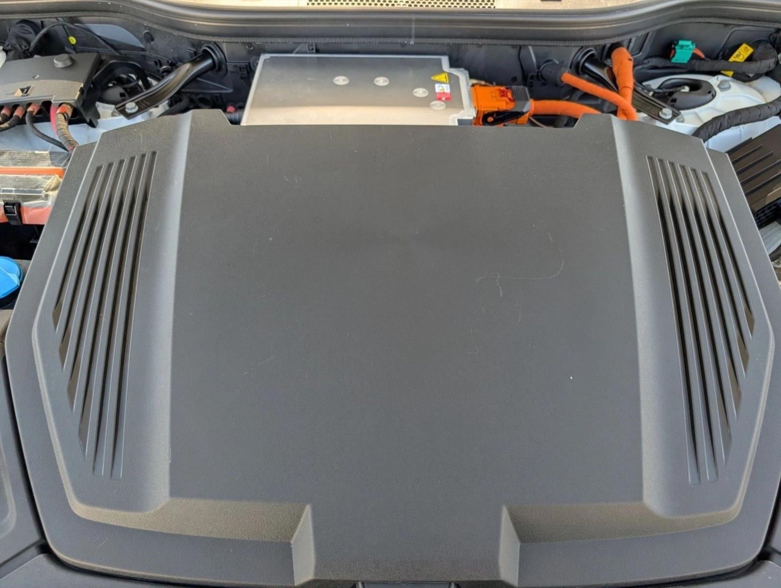 2023 Audi e-tron Premium quattro