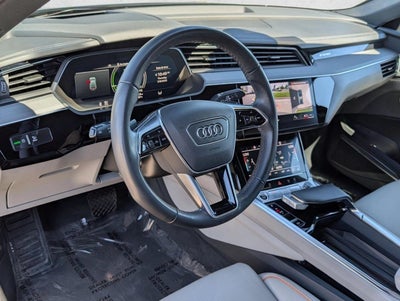 2024 Audi Q8 e-tron Sportback S line Prestige quattro