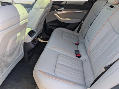 2024 Audi Q8 e-tron Sportback S line Prestige quattro