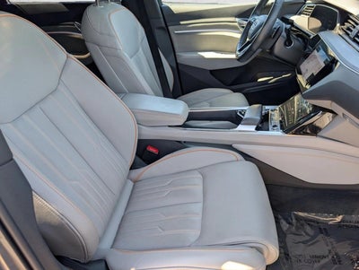 2024 Audi Q8 e-tron Sportback S line Prestige quattro