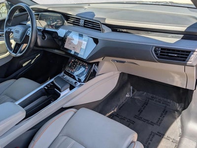 2024 Audi Q8 e-tron Sportback S line Prestige quattro