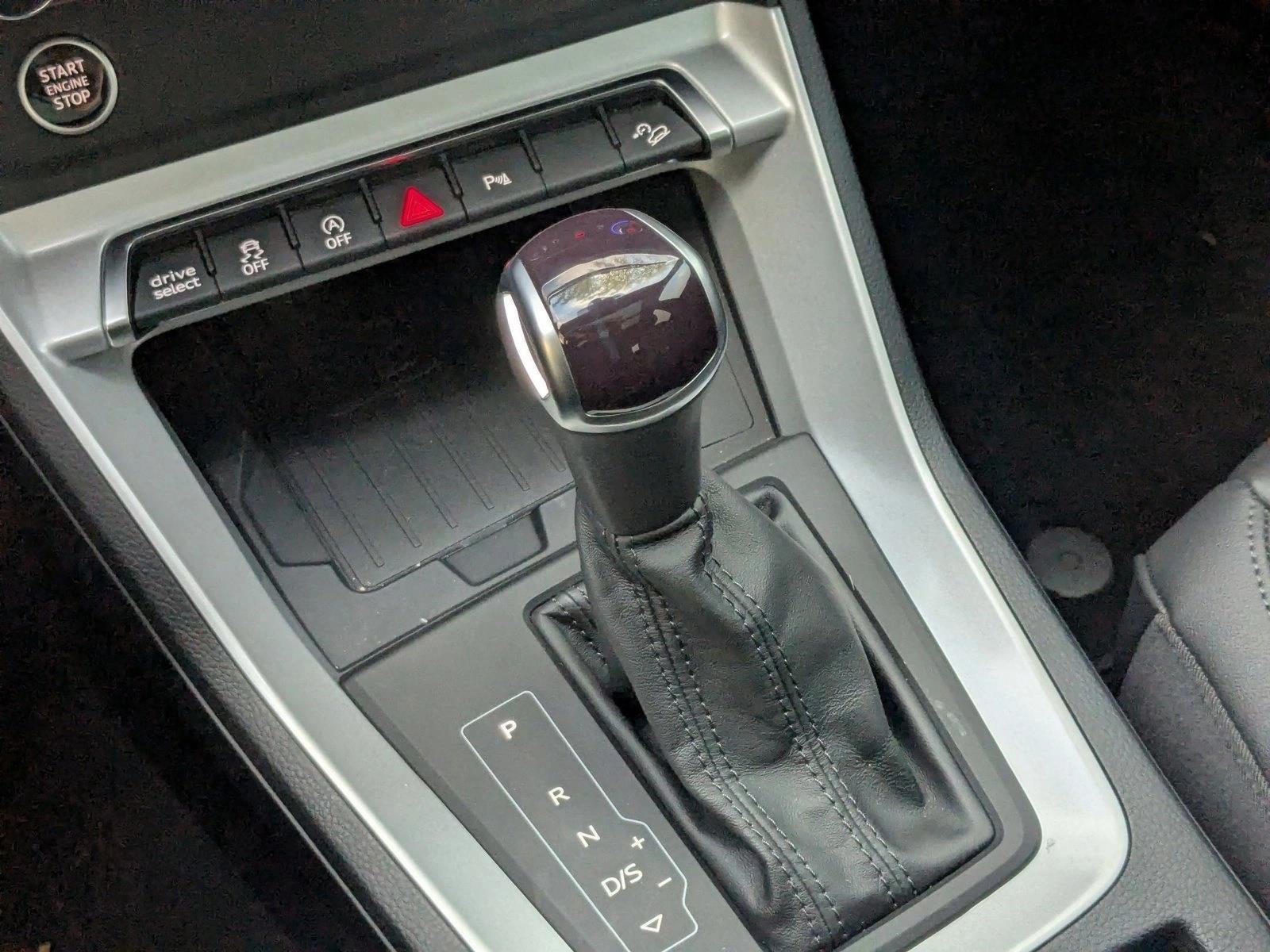 2024 Audi Q3 S line Premium 45 TFSI quattro