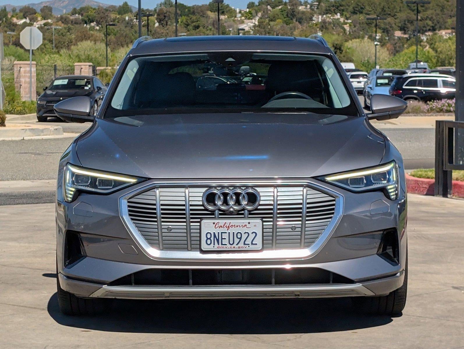 2019 Audi e-tron Premium Plus quattro