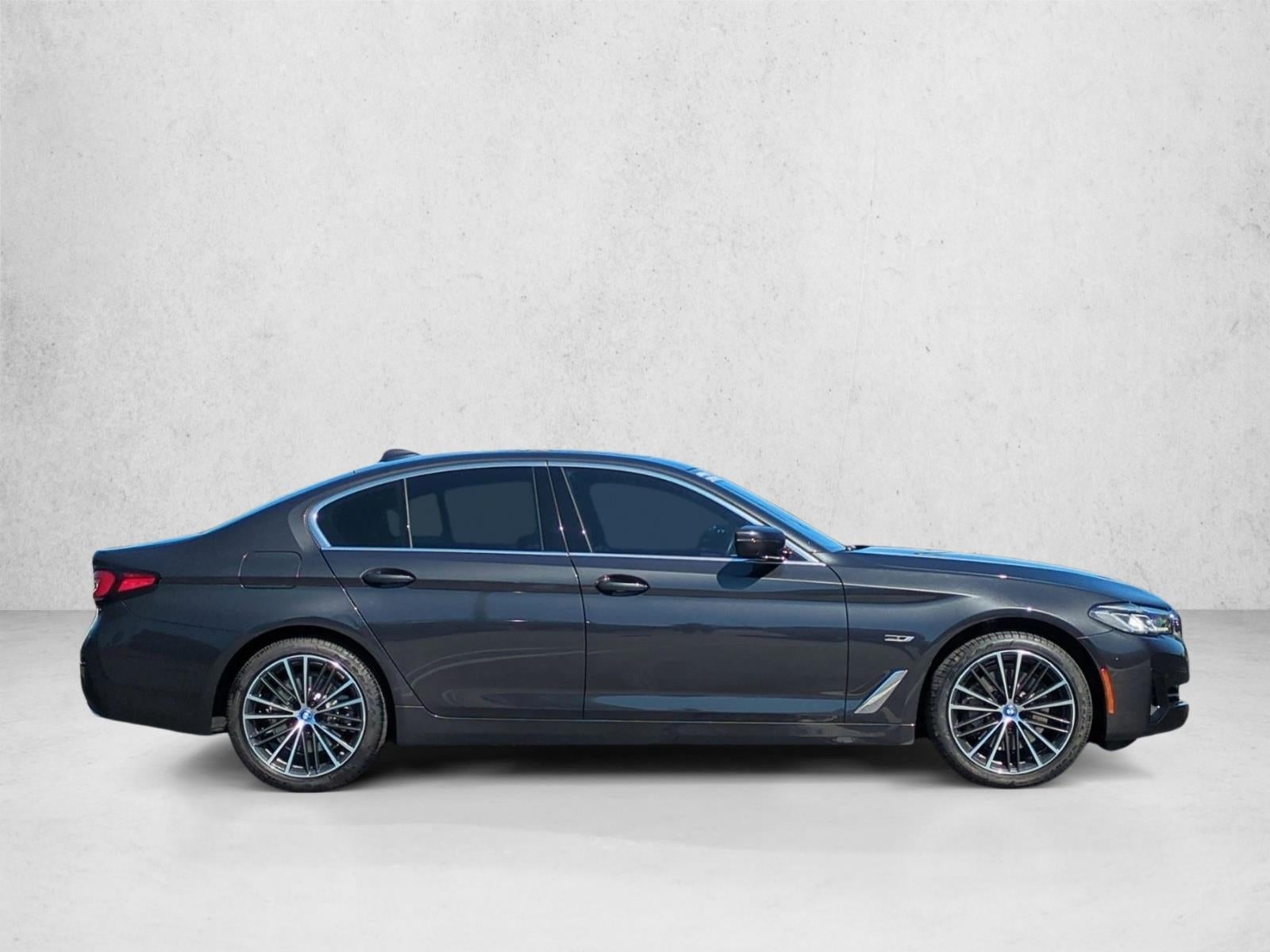2023 BMW 530e Plug-In Hybrid