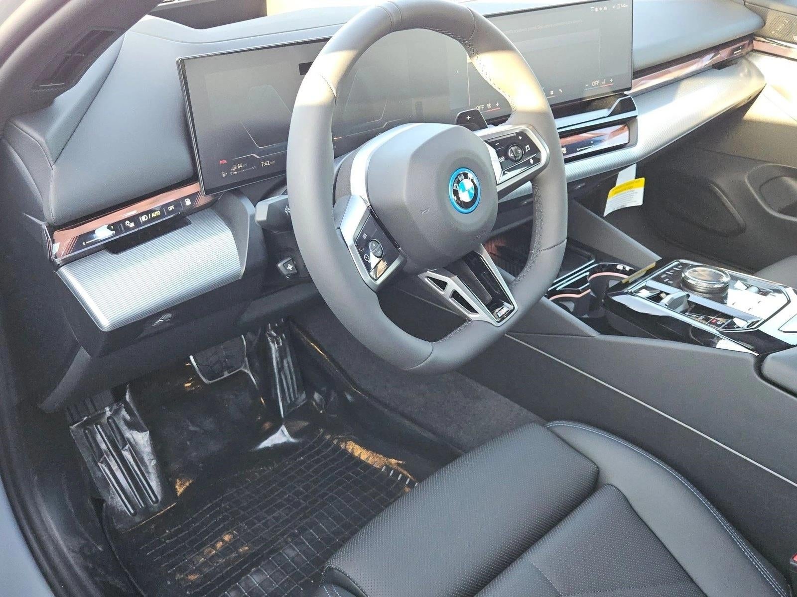 2027 BMW 550e xDrive Sedan