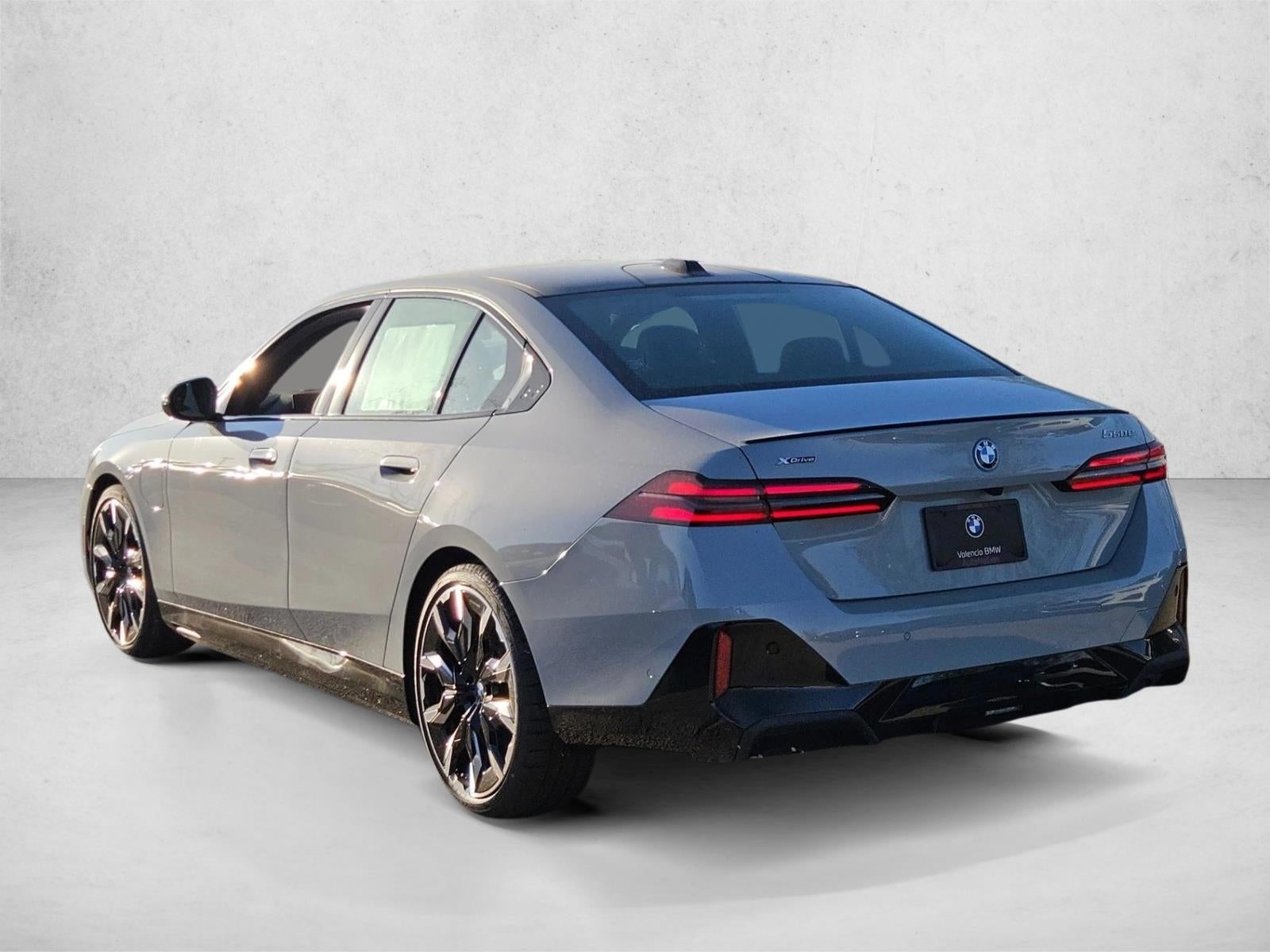 2027 BMW 550e xDrive Sedan