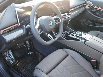 2027 BMW 550e xDrive Sedan