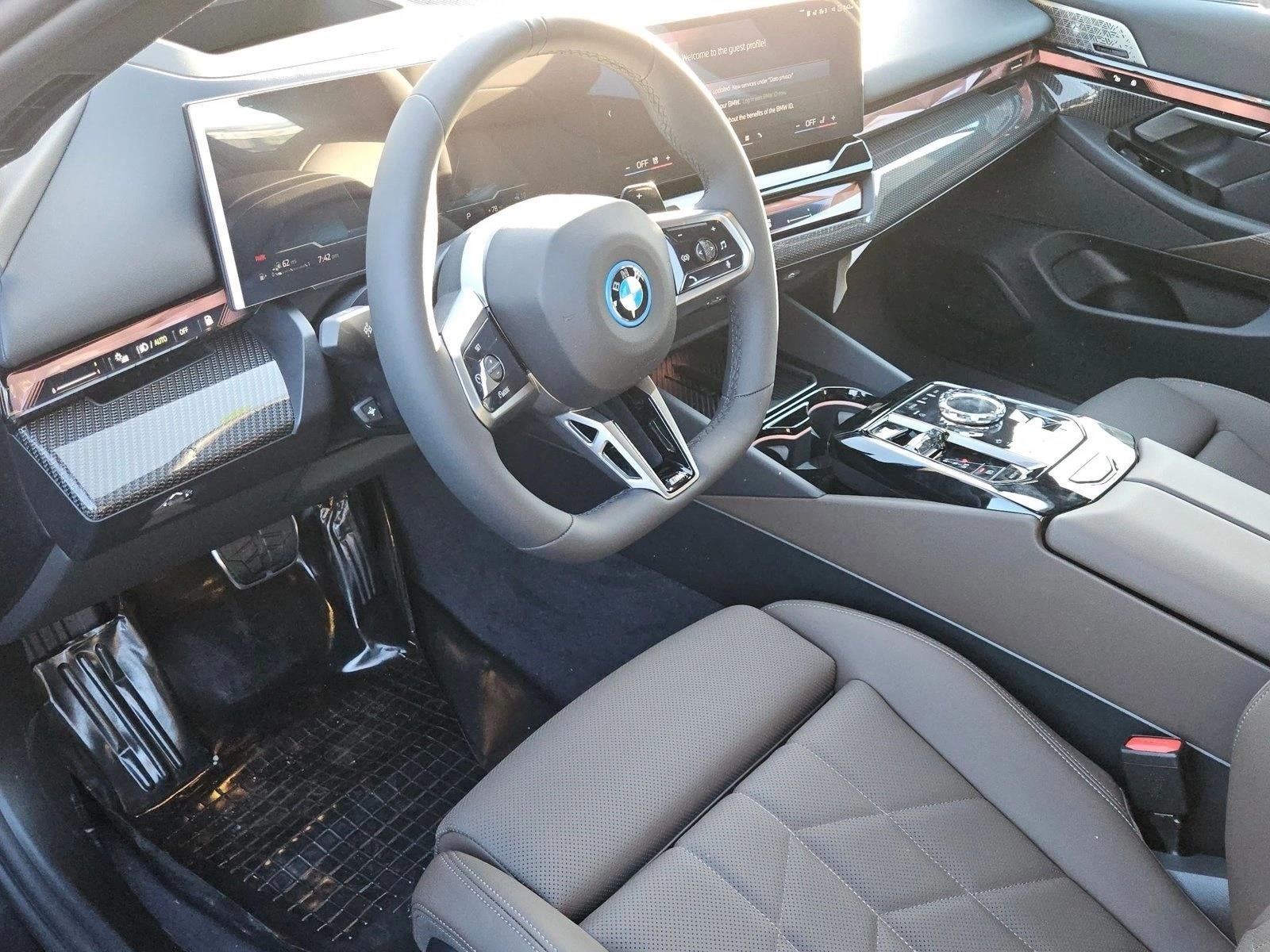 2027 BMW 550e xDrive Sedan