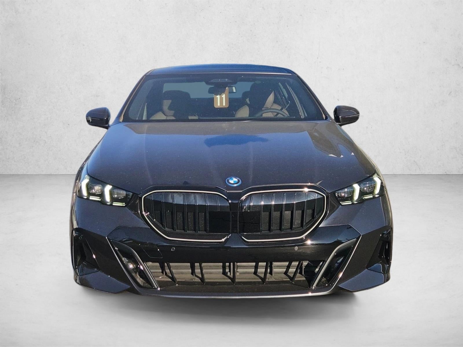 2027 BMW 550e xDrive Sedan