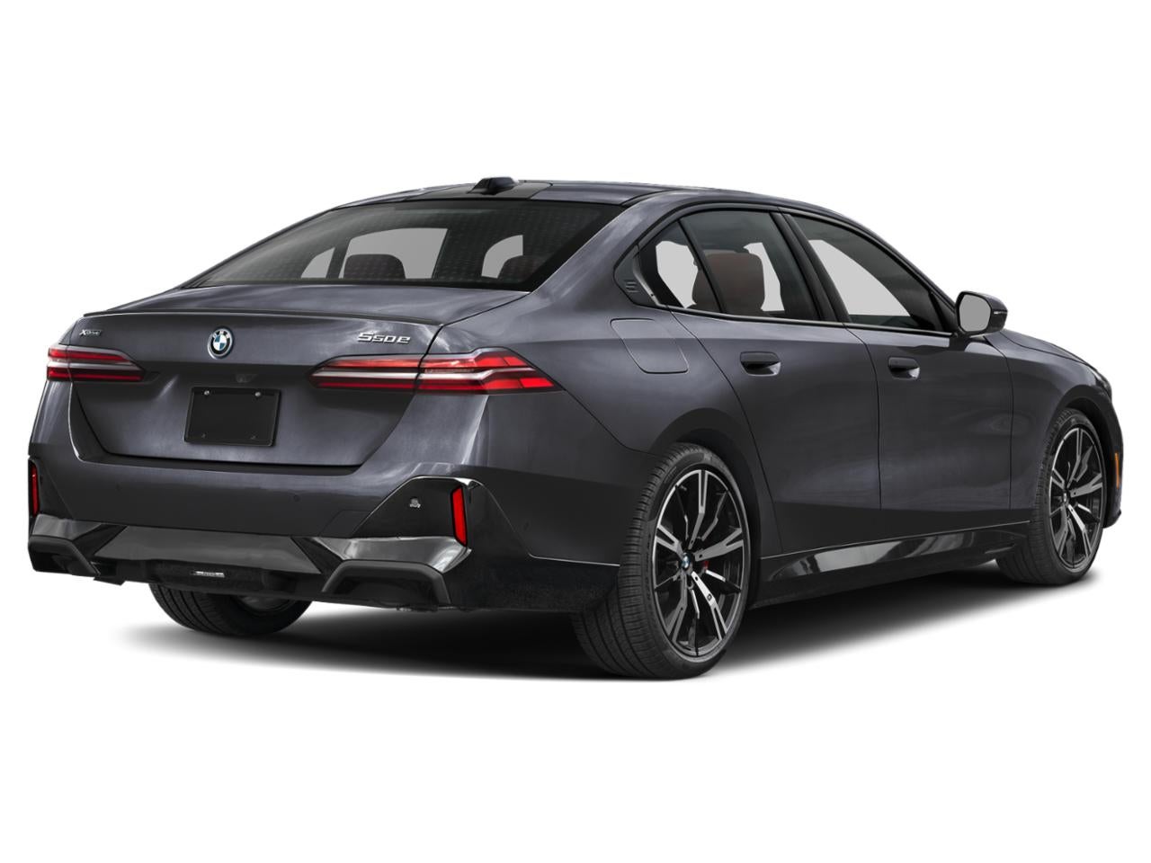 2027 BMW 550e xDrive Sedan