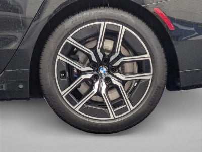 2024 BMW 740i Sedan