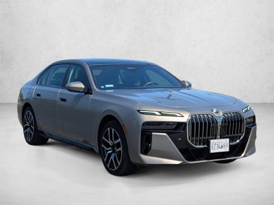 2023 BMW 740i Sedan