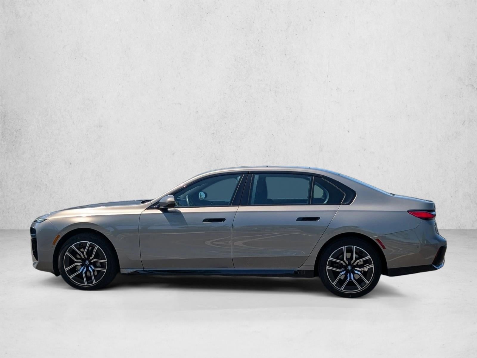 2023 BMW 740i Sedan