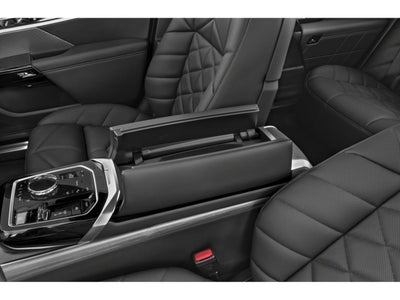 2023 BMW 740i Sedan