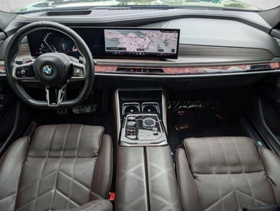 2023 BMW 740i Sedan