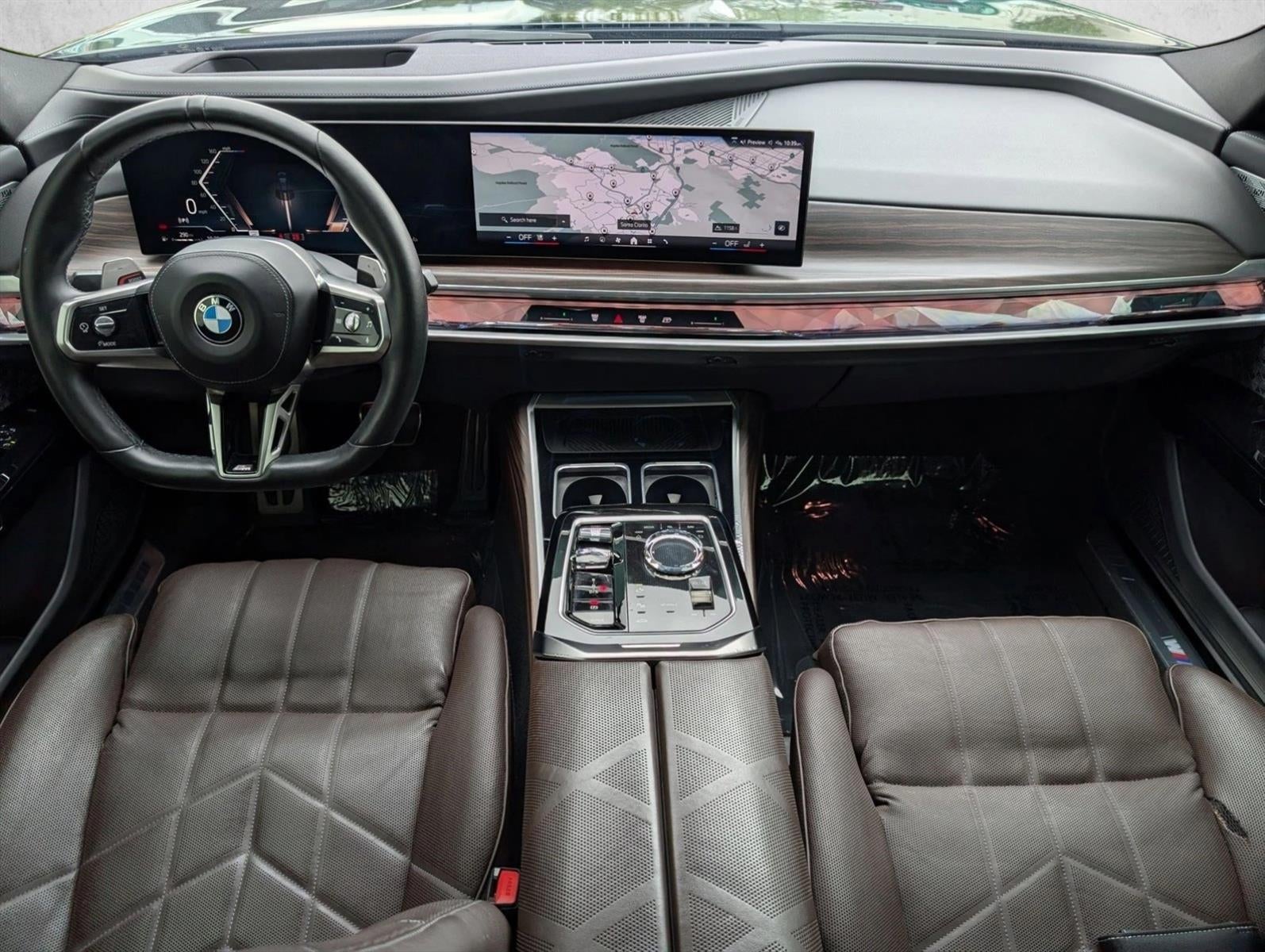 2023 BMW 740i Sedan