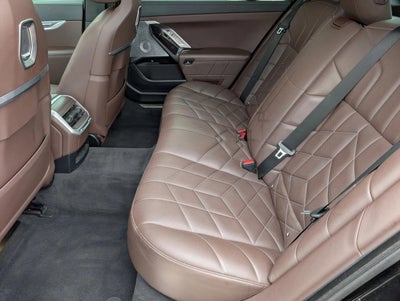 2023 BMW 740i Sedan