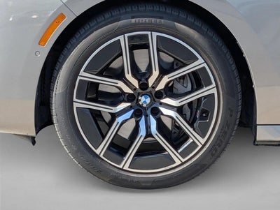 2023 BMW 740i Sedan