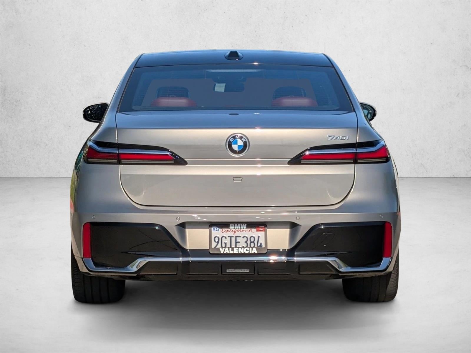 2023 BMW 740i Sedan