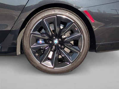 2023 BMW 760i xDrive Sedan