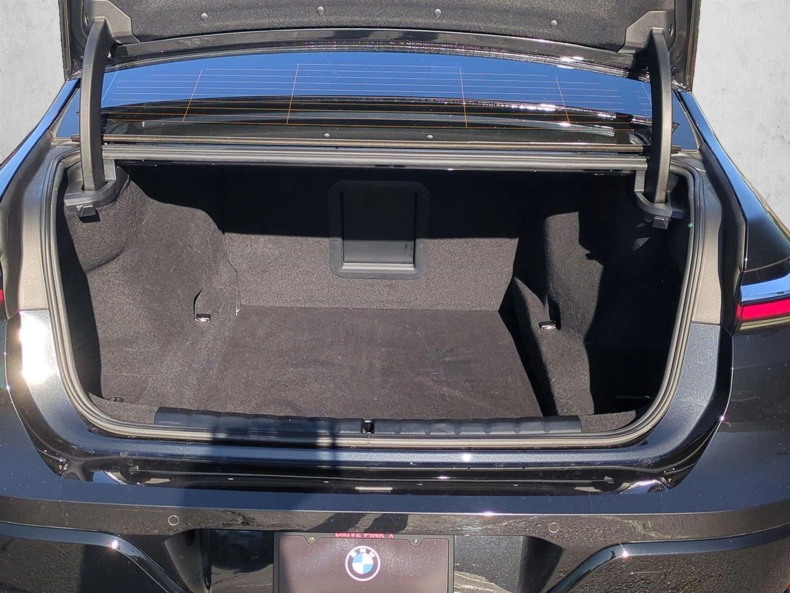 2023 BMW 760i xDrive Sedan