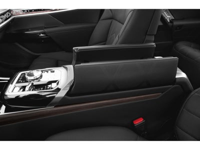 2025 BMW 760i xDrive Sedan
