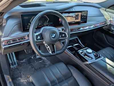 2023 BMW 760i xDrive Sedan
