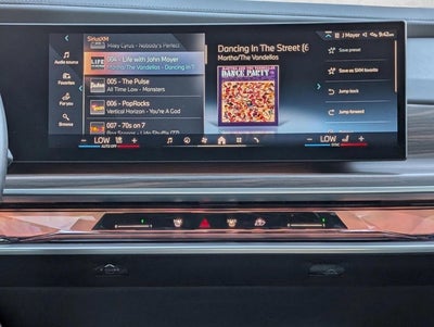 2023 BMW 760i xDrive Sedan