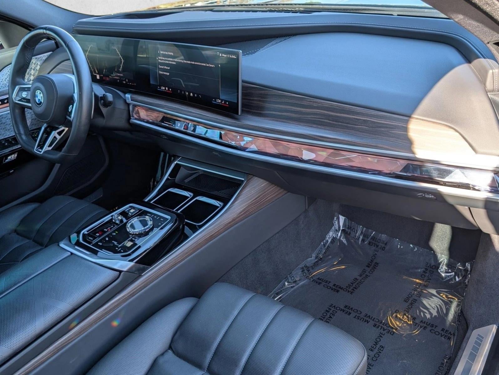 2023 BMW 760i xDrive Sedan