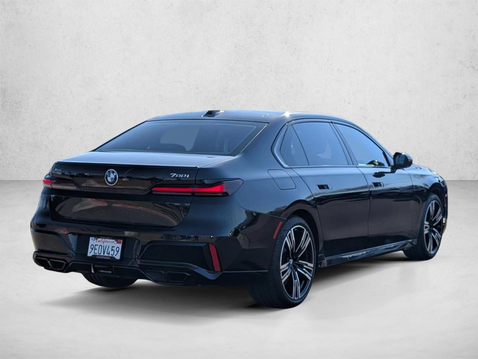 2023 BMW 760i xDrive Sedan