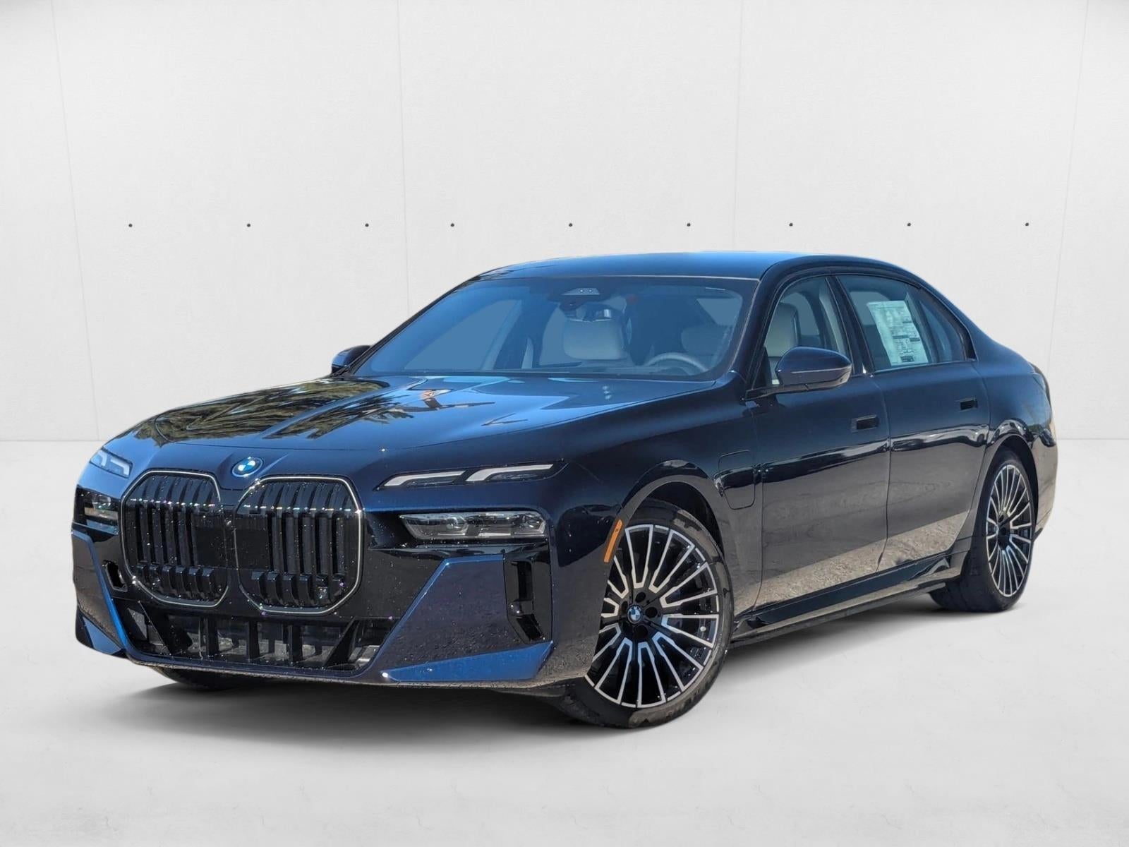 2026 BMW 750e xDrive Plug-In Hybrid