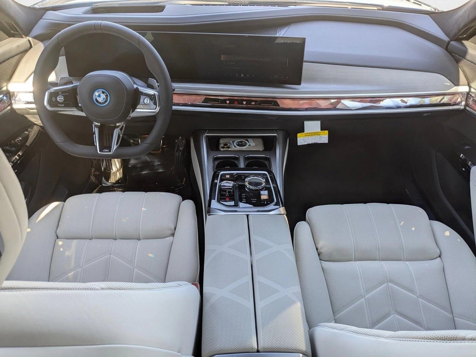 2026 BMW 750e xDrive Plug-In Hybrid
