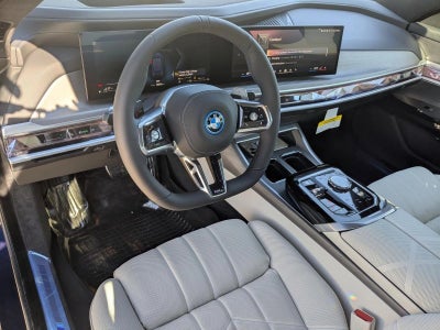 2026 BMW 750e xDrive Plug-In Hybrid