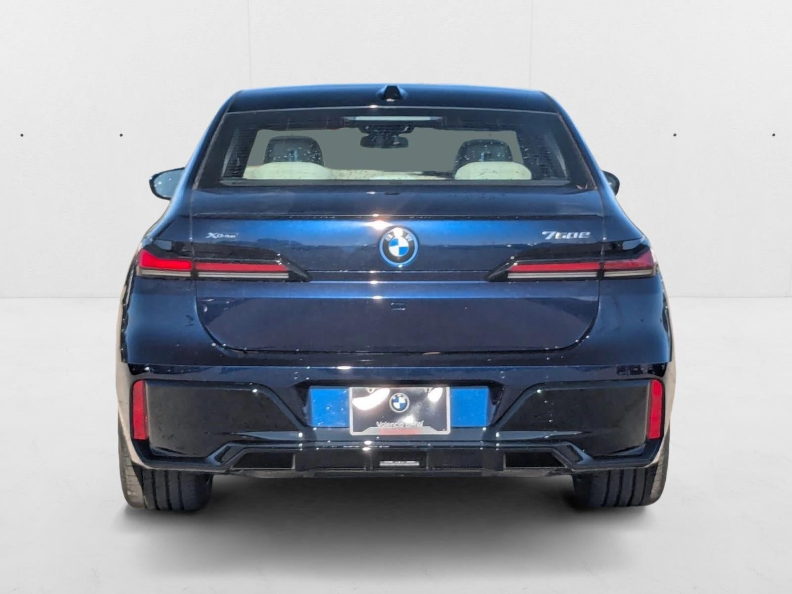 2026 BMW 750e xDrive Plug-In Hybrid