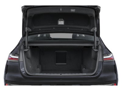 2026 BMW 750e xDrive Plug-In Hybrid