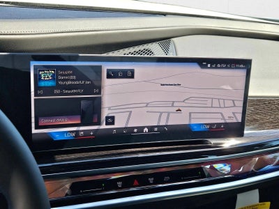 2026 BMW 750e xDrive Plug-In Hybrid