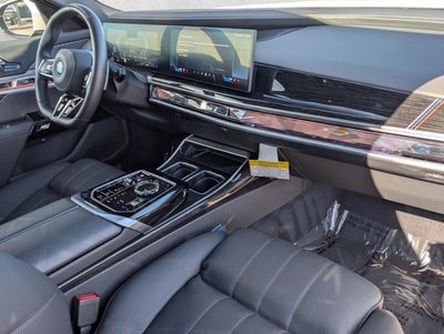 2026 BMW 750e xDrive Plug-In Hybrid