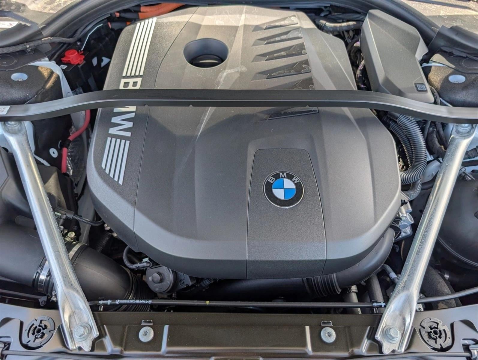 2026 BMW 750e xDrive Plug-In Hybrid