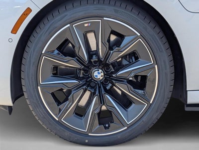 2026 BMW 750e xDrive Plug-In Hybrid
