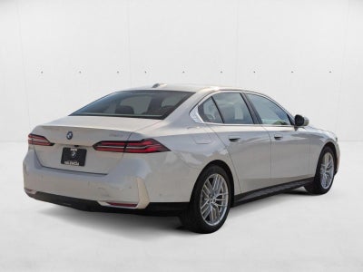 2025 BMW 530i Sedan