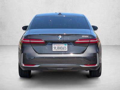 2024 BMW 530i Sedan