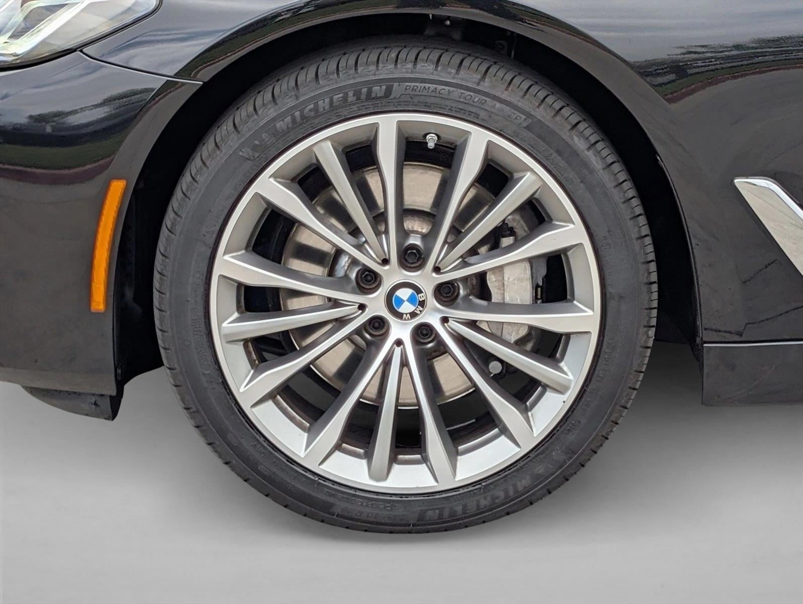2023 BMW 530i Sedan