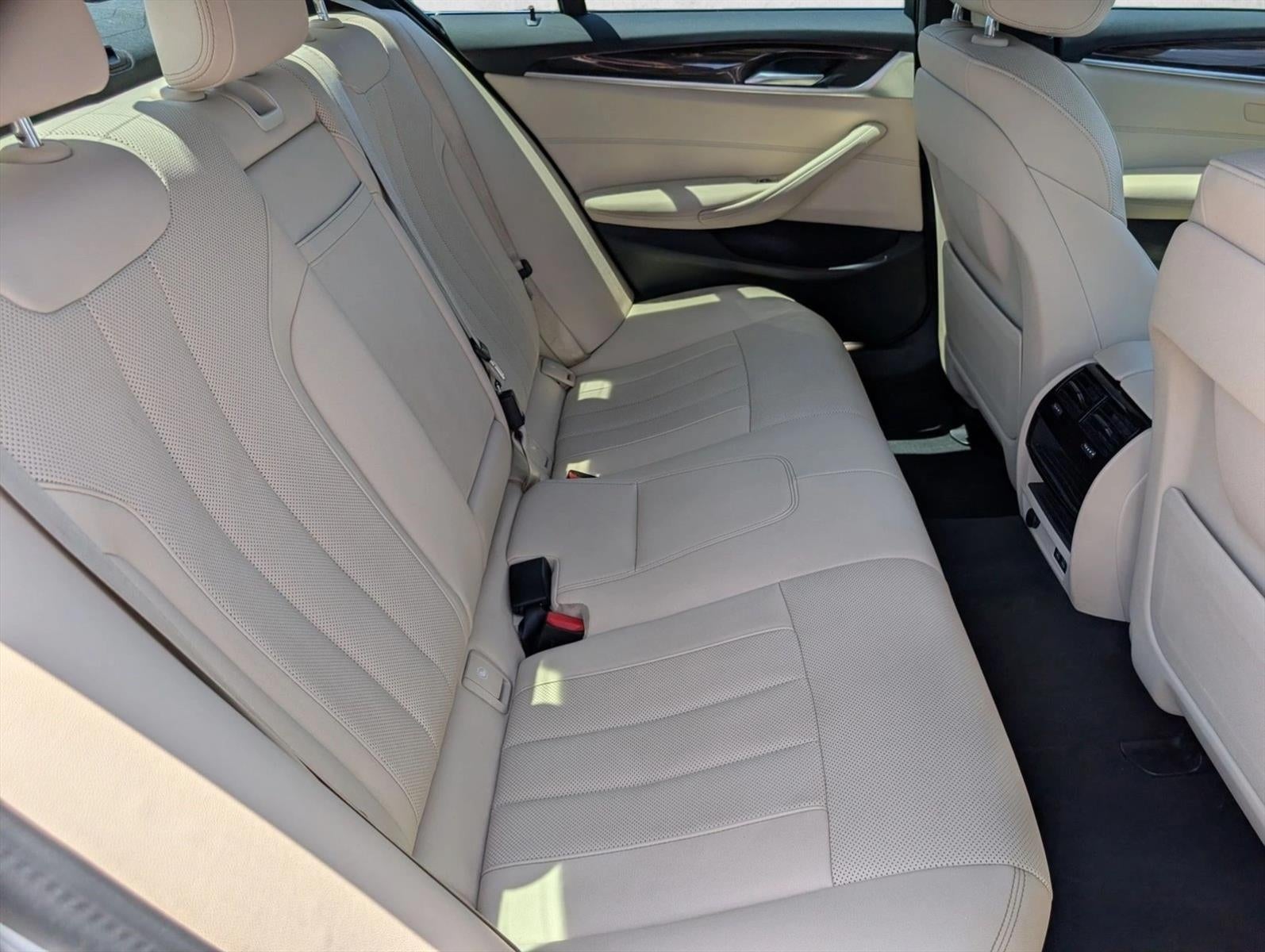 2023 BMW 530i Sedan