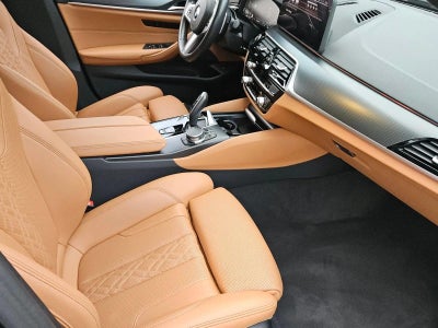 2023 BMW 530i Sedan