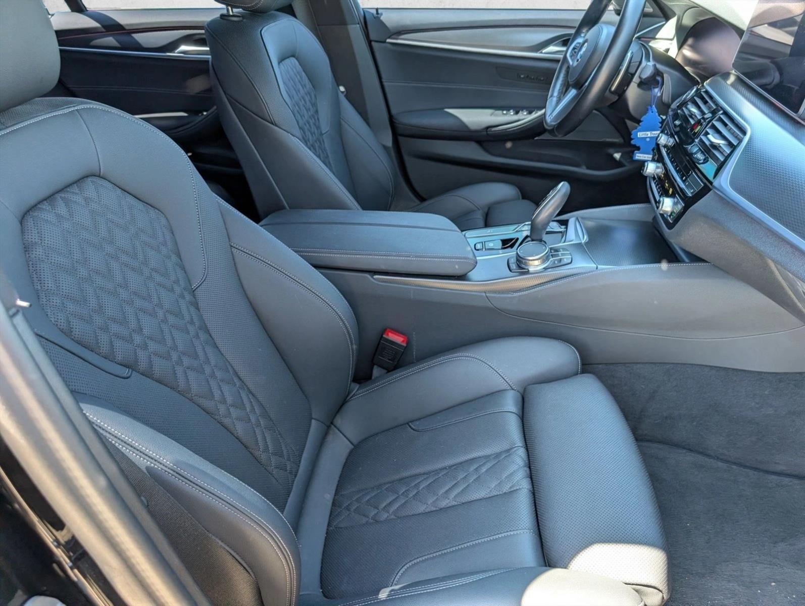 2023 BMW 530i Sedan