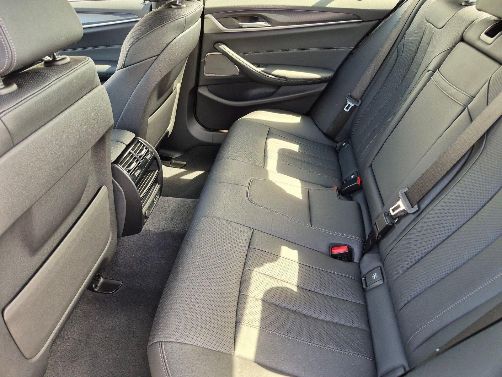 2023 BMW 540i Sedan